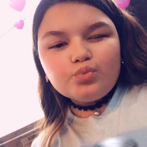 Meet your Posher, Bella